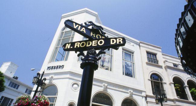 Rodeo Drive /ro&#x28a;&#x2c8;de&#x26a;.o&#x28a;/ of Beverly Hills, California is a four block stretch of road north of Wilshire Boulevard and south of S. Santa Monica Boulevard, known for its luxury-goods stores.