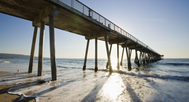Hermosa Beach Pier Sunset; Shutterstock ID 90592024; Project/Title: Fodors; Downloader: Melanie Marin