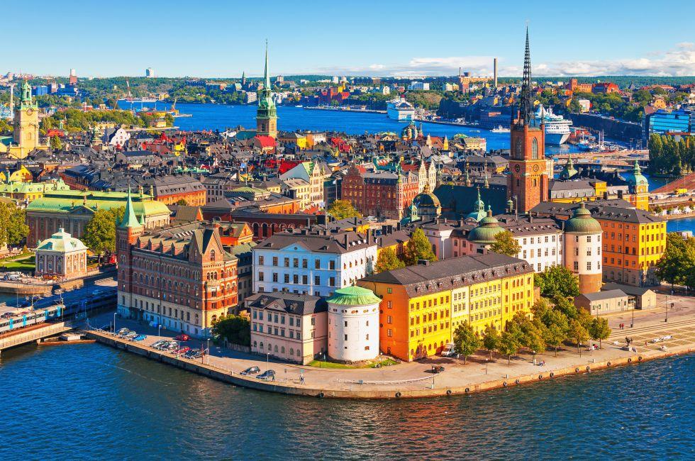 https://www.fodors.com/assets/destinations/152/gamla-stockholm-sweden-1_980x650.jpg