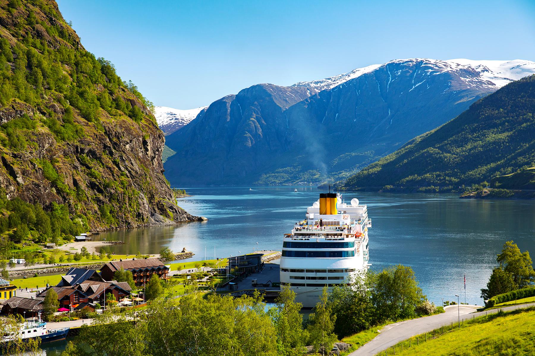 viking cruise norway to canada