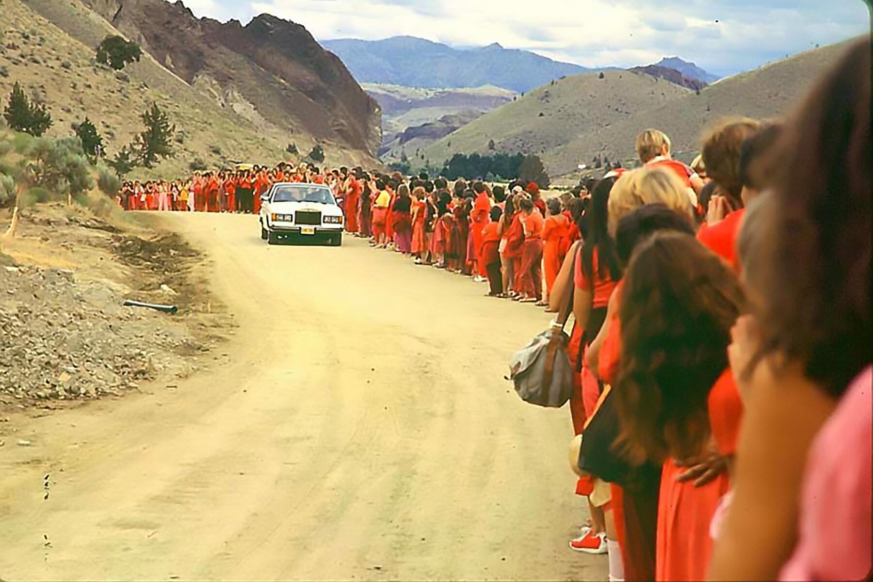 10 Cults From Around the World