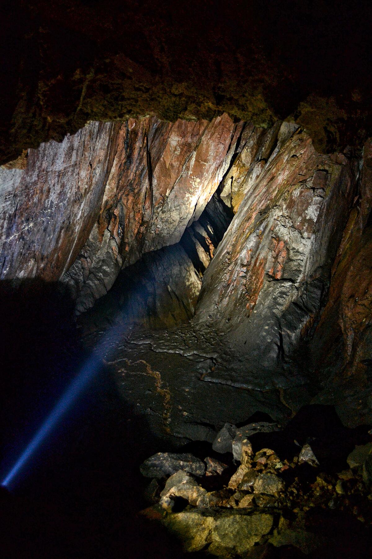 10 Incredible Underground Lakes Around The World