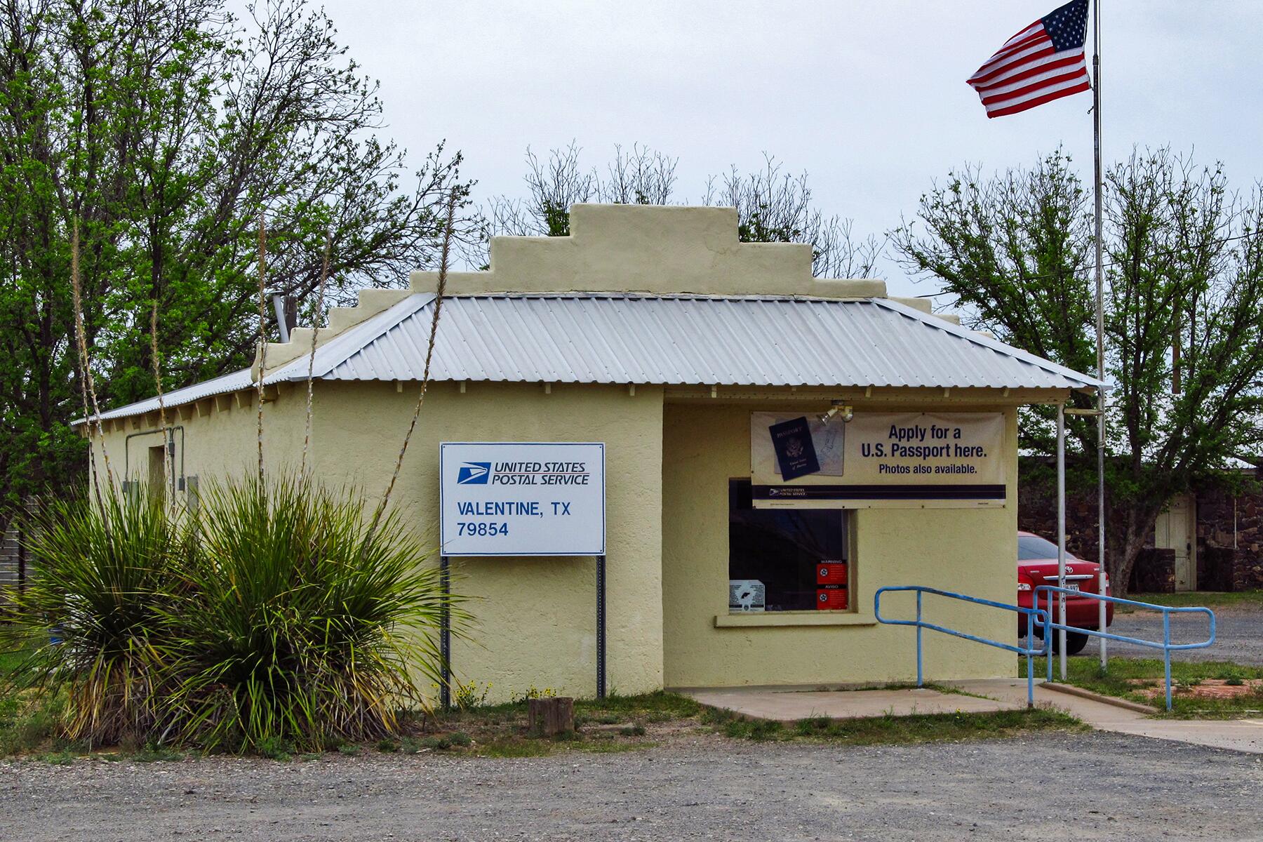 The 10 Coolest and Most Unique Post Offices in the United States