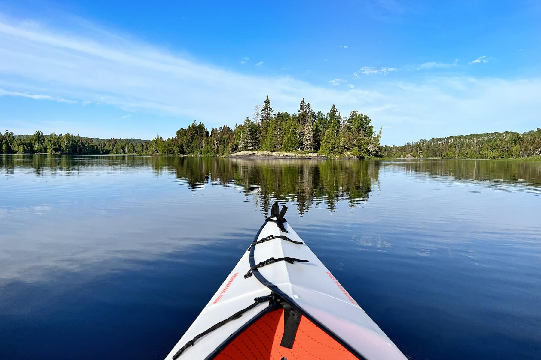 What It's Like to Paddle Solo to the Largest Island on the Largest Lake in  the World